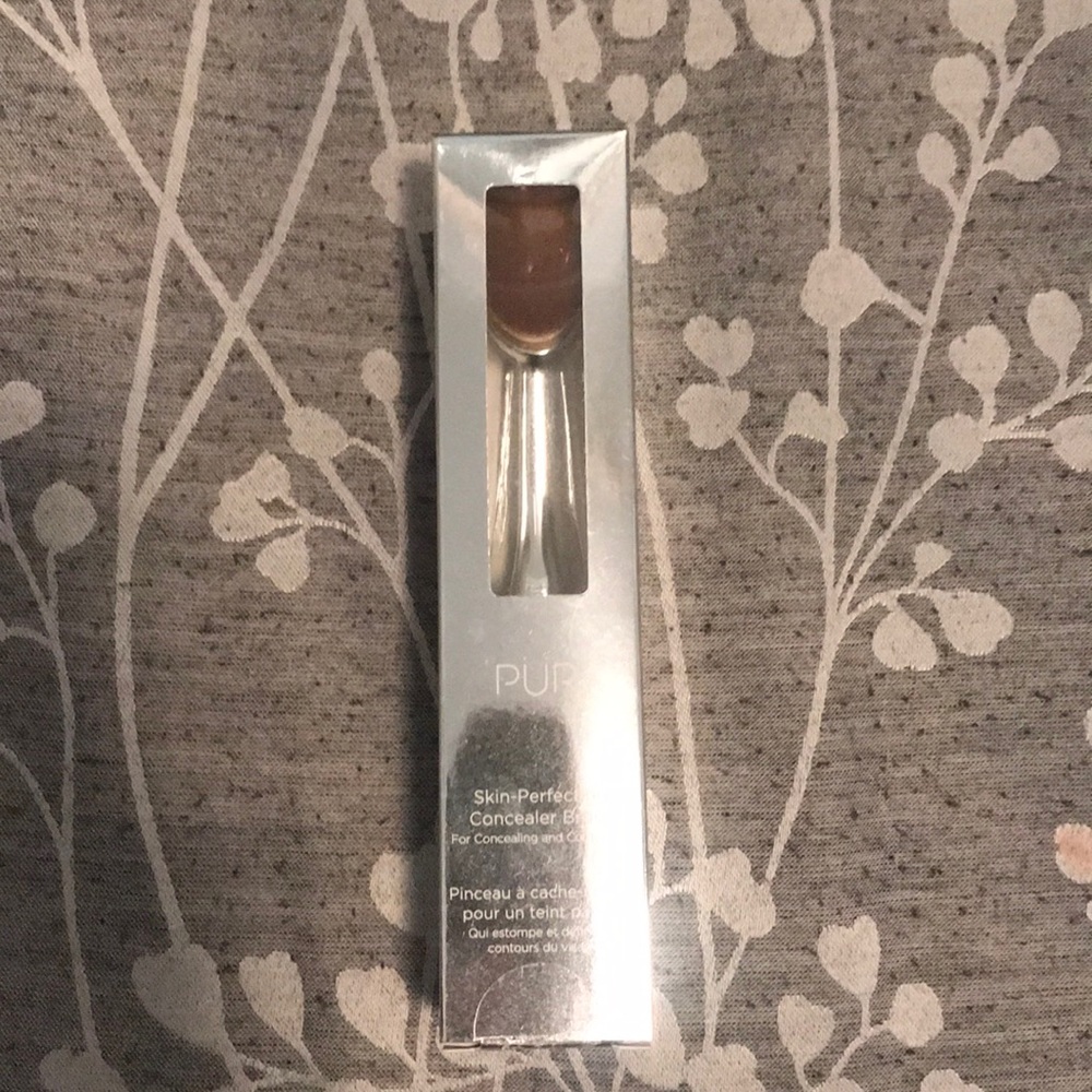 PUR concealer brush